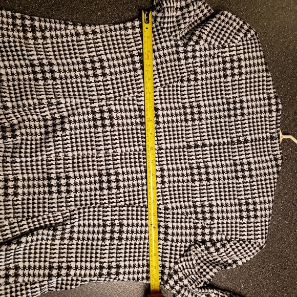 Tan Jay Bolero Style Jacket-Size 8P - Picture 4 of 4